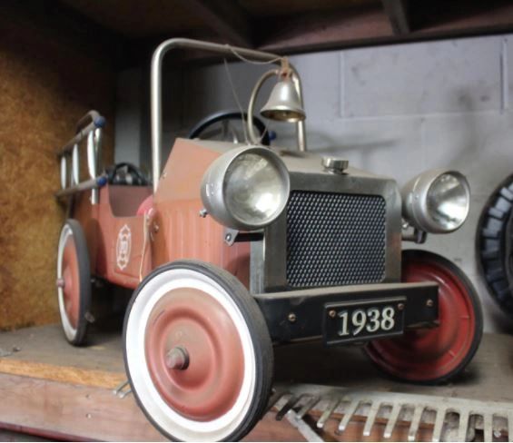 NEW ONLINE AUCTION: 40 YEAR PETROLIANA COLLECTION!