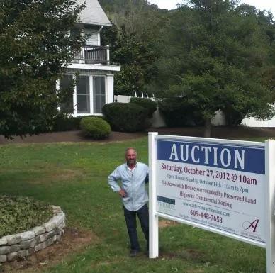 real-estate-auction